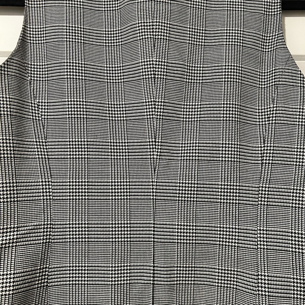 Like New Sincerely Jules Black & White Glen Plaid Vest Sleeveless Top - Picture 4 of 13